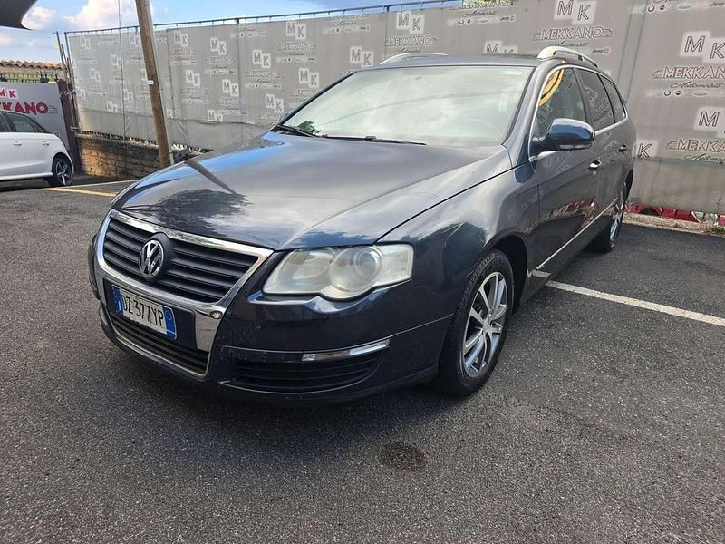 Usata VW Passat Highline 170 CV (125 kW) 2009 Grigio Station wagon