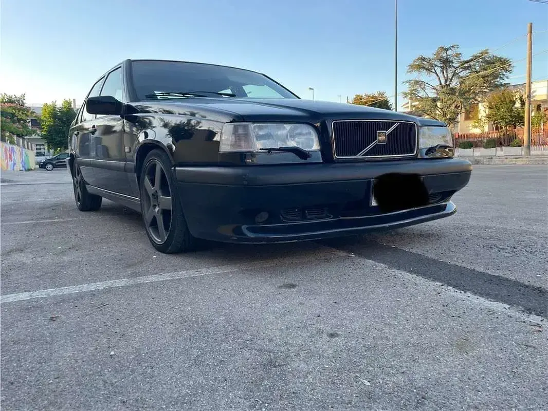 Usata Volvo 850 211 CV (155 kW) 1995 Nero Berlina