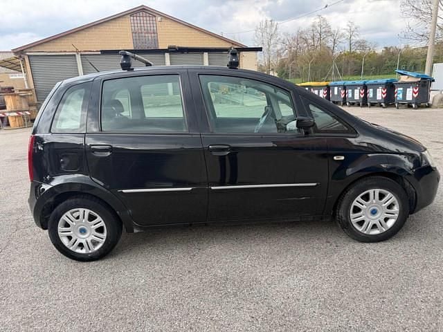 Usata Fiat Idea Emotion 70 CV (51 kW) 2007 Nero Monovolume