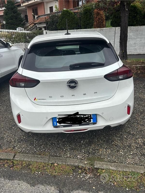 Usata Opel Corsa 75 CV (55 kW) 2024 Bianco Berlina