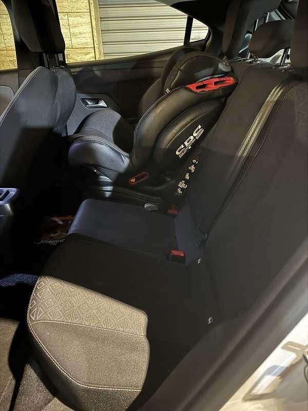 Usata Opel Mokka Ultimate 101 CV (74 kW) 2022 Bianco SUV
