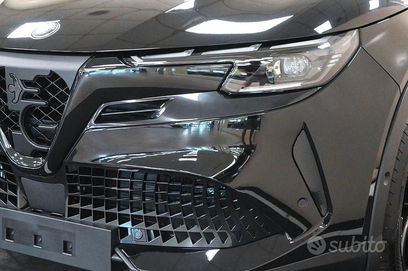 Nuova Alfa Romeo Junior 136 CV (100 kW) 2025 Nero SUV