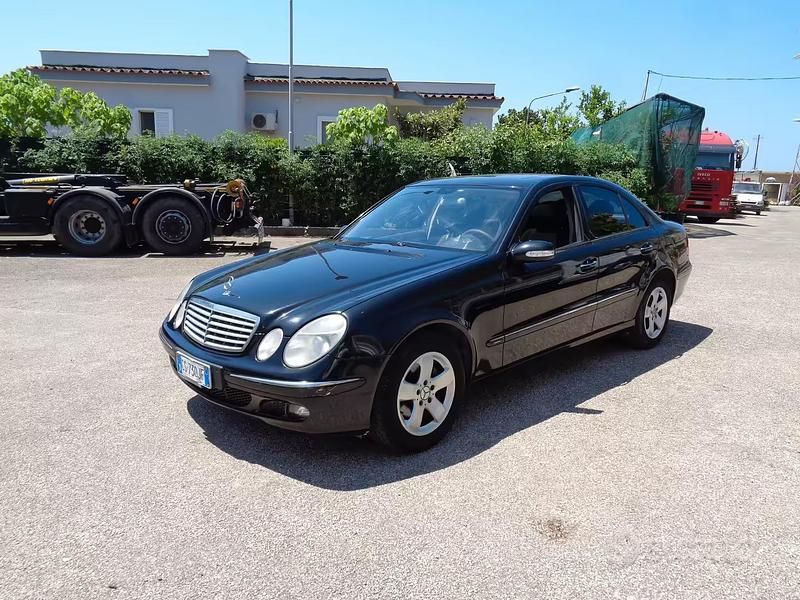 Usata Mercedes E270 2005 Nero Berlina