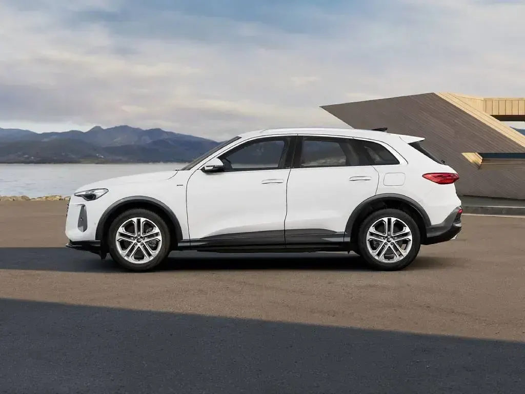 Nuova Audi Q5 Advanced 204 CV (150 kW) 2026 Bianco arkona SUV