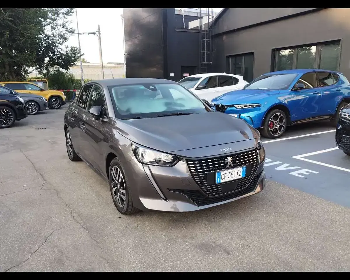 Usata Peugeot 208 75 CV (55 kW) 2021 Grigio Utilitaria