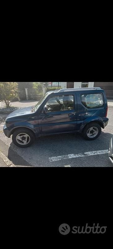 Second-hand Suzuki Jimny 82 CP (60 kW) 2004 Albastru SUV