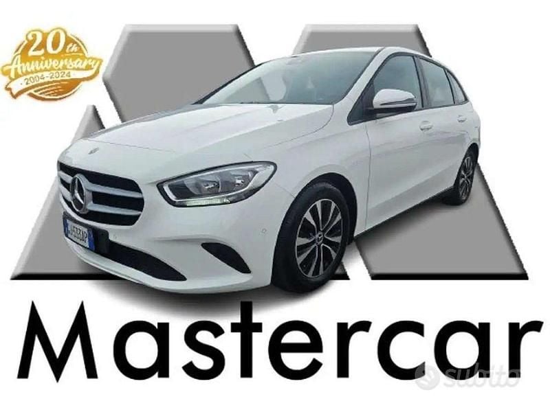 Bianco Usata 2022 Mercedes B160 Executive Monovolume | 13.300 € (Super prezzo) - Immagine 1/4