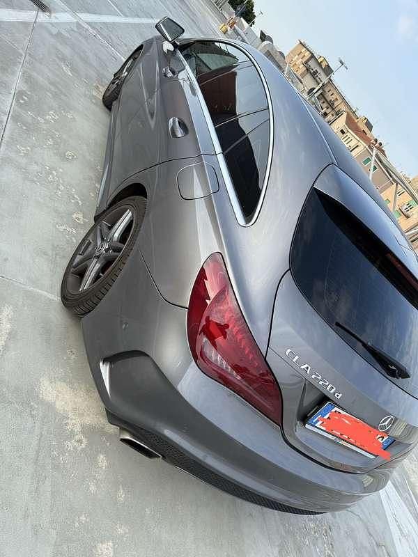 Usata Mercedes CLA220 Shooting Brake Premium 177 CV (130 kW) 2016 Station wagon