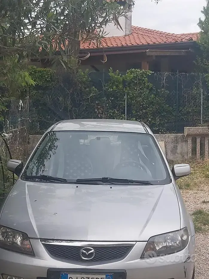 Usata Mazda 323 86 CV (63 kW) 2003 Berlina