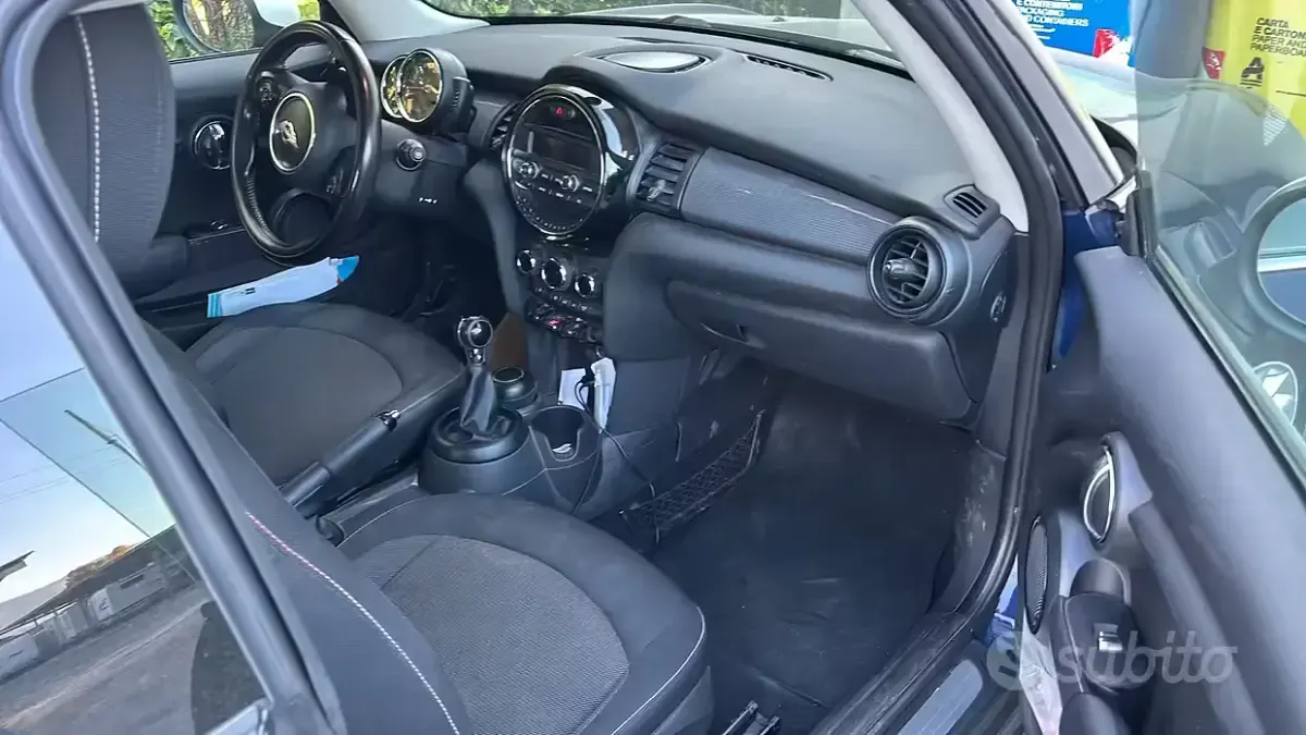 Usata Mini Cooper D 116 CV (85 kW) 2014 Blu Utilitaria