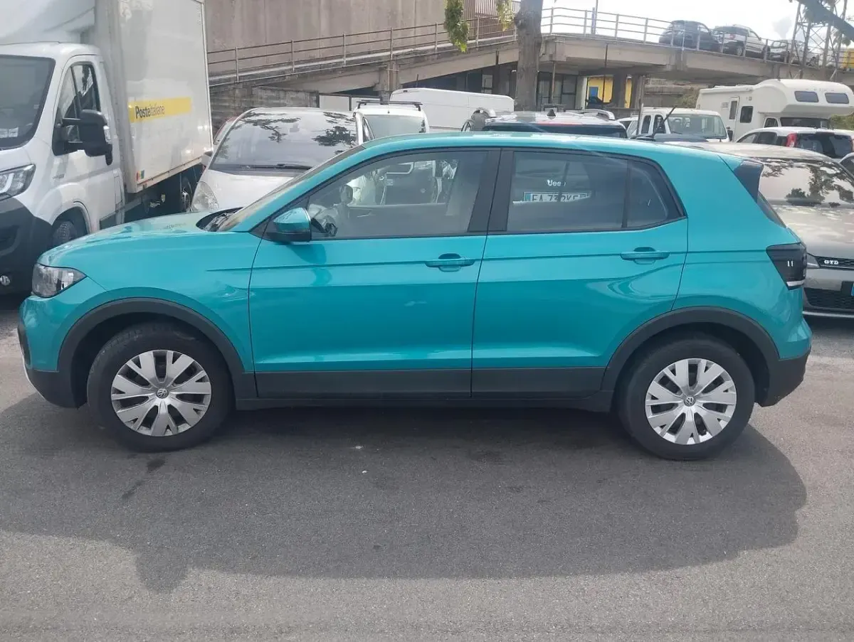 Usata VW T-Cross 95 CV (69 kW) 2019 Verde SUV