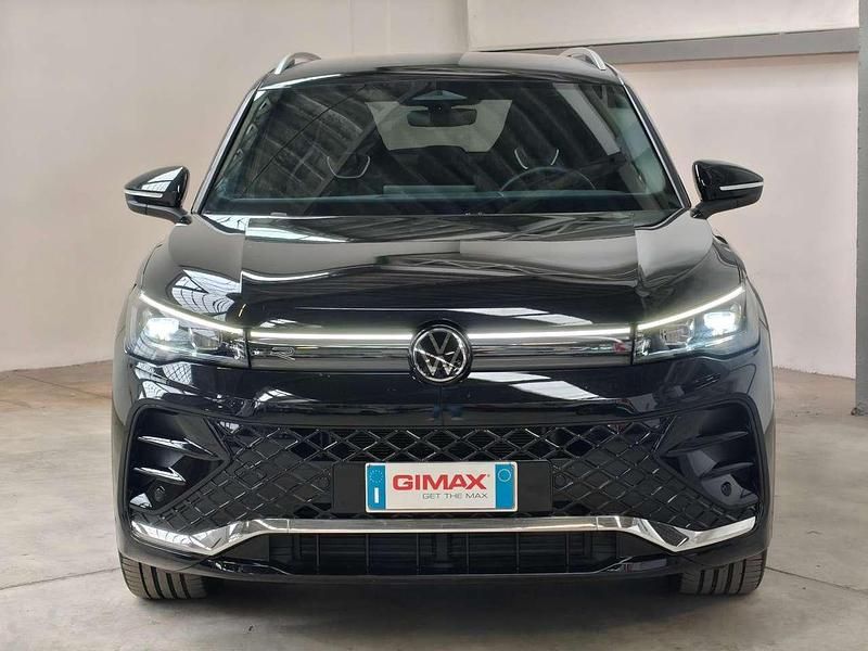 Usata VW Tiguan R-line 150 CV (110 kW) 2025 Nero midnight metallizzato SUV