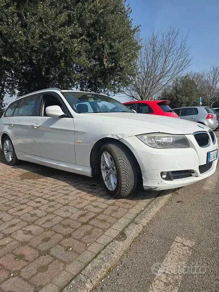 Usata BMW 316 116 CV (85 kW) 2012 Bianco Station wagon