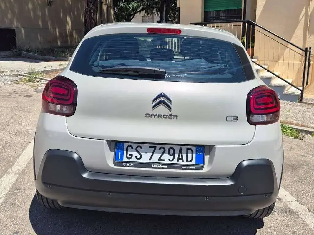 Usata Citroën C3 PureTech 83 CV (61 kW) 2024 Beige Berlina