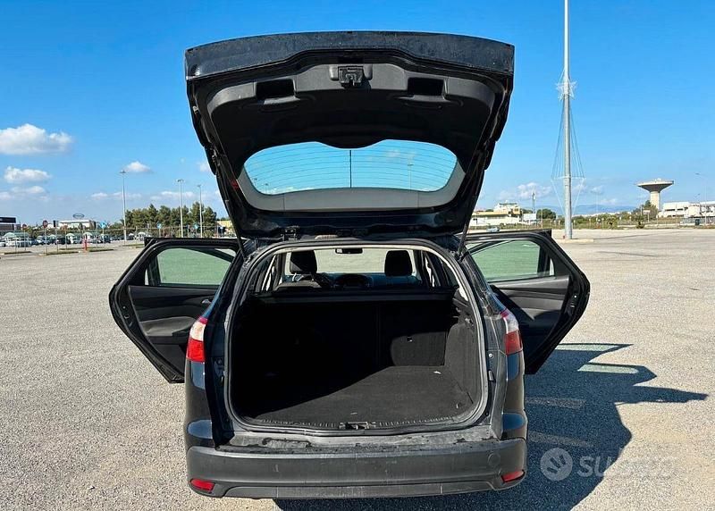 Begagnad Ford Focus 105 HK (77 kW) 2013 Svart Kombi