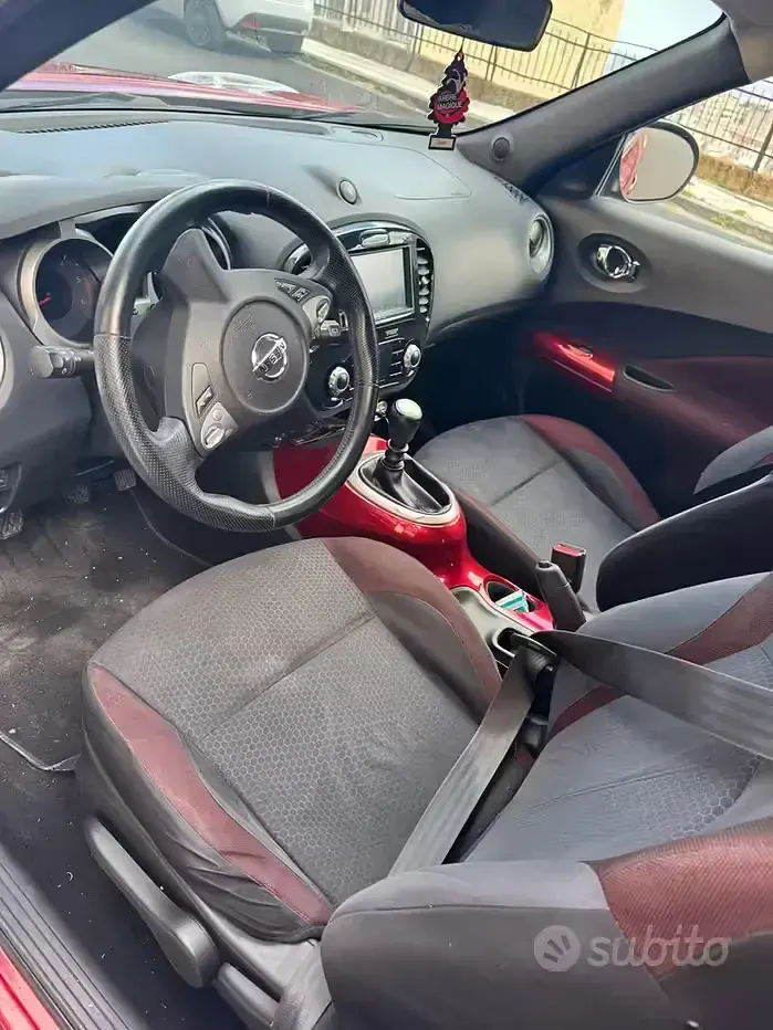 Usata Nissan Juke 110 CV (80 kW) 2012 Rosso SUV