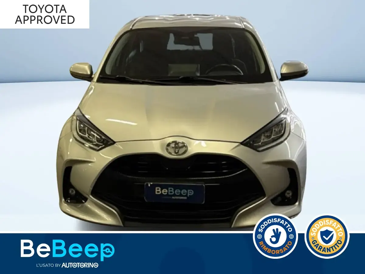 Usata Toyota Yaris Trend 72 CV (52 kW) 2020 Argento metallizzato Berlina