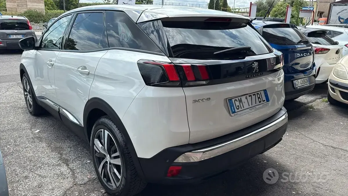 Usata Peugeot 3008 131 CV (96 kW) 2023 Bianco SUV