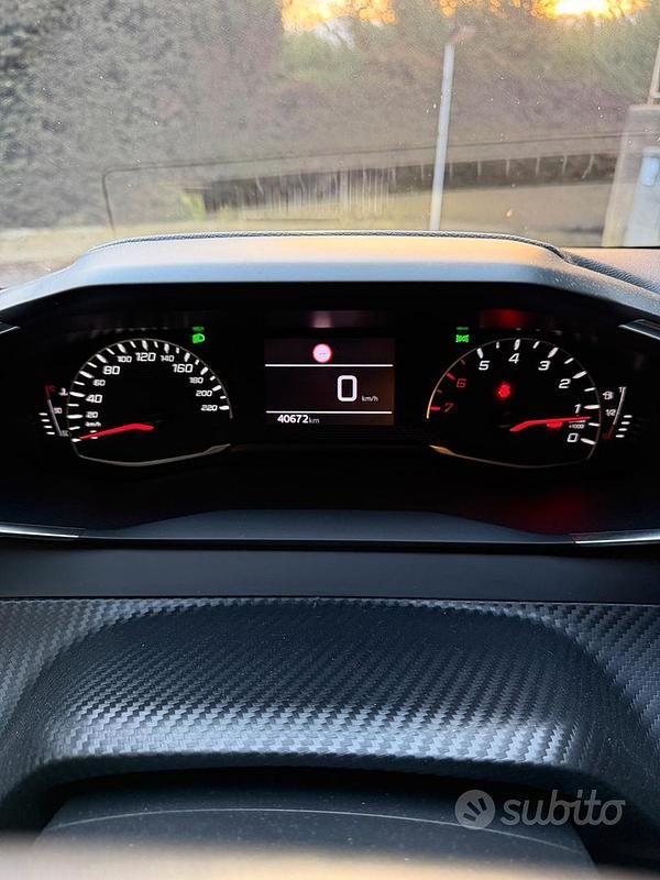 Usata Peugeot 208 S 101 CV (74 kW) 2022 Grigio Utilitaria