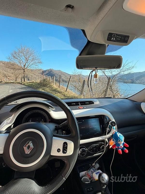 Usata Renault Twingo 60 kW (82 CV) 2021 Utilitaria