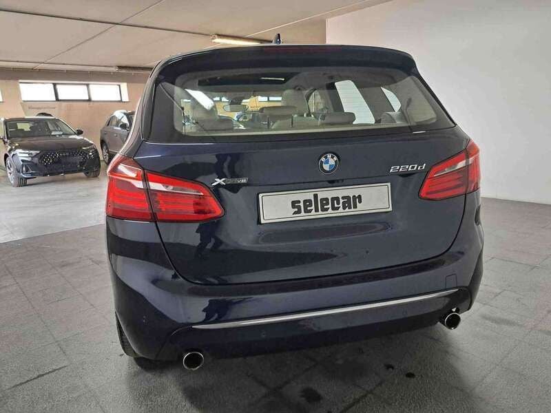 Usata BMW 220 Active Tourer Luxury Line 190 CV (139 kW) 2015 Nero Monovolume