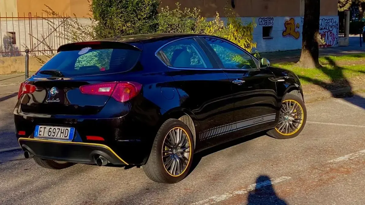 Usata Alfa Romeo Giulietta Exclusive 140 CV (102 kW) 2013 Utilitaria