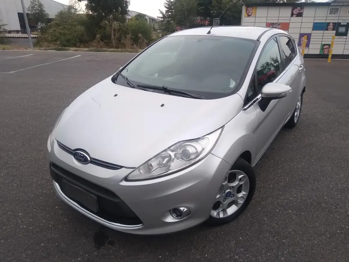 Usata Ford Fiesta Titanium 92 CV (67 kW) 2012 Berlina