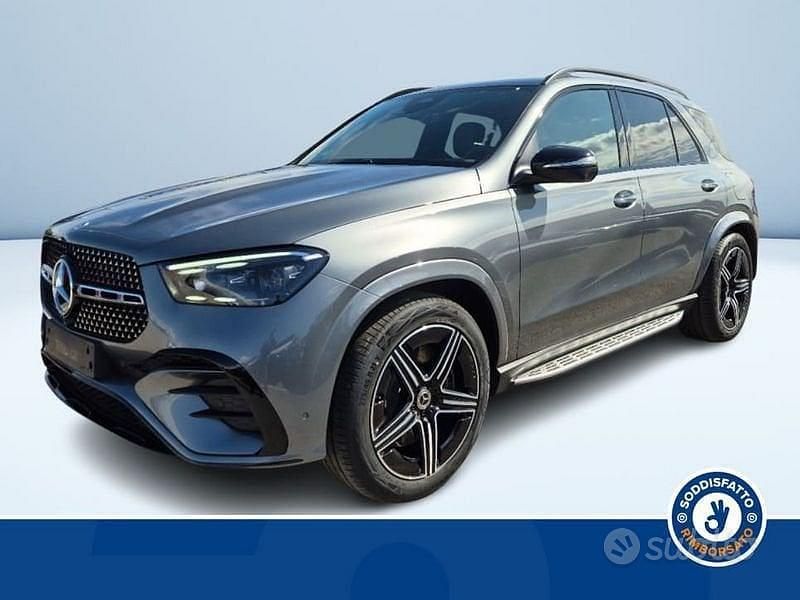 Grigio Nuova 2025 Mercedes GLE350 AMG SUV | 101.250 € - Immagine 1/3