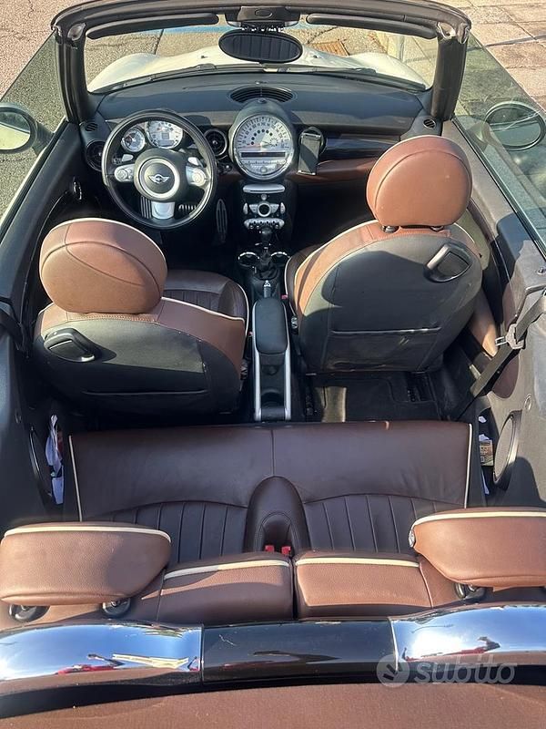 Usata Mini Cooper S Cabriolet 175 CV (128 kW) 2009 Bianco Cabrio