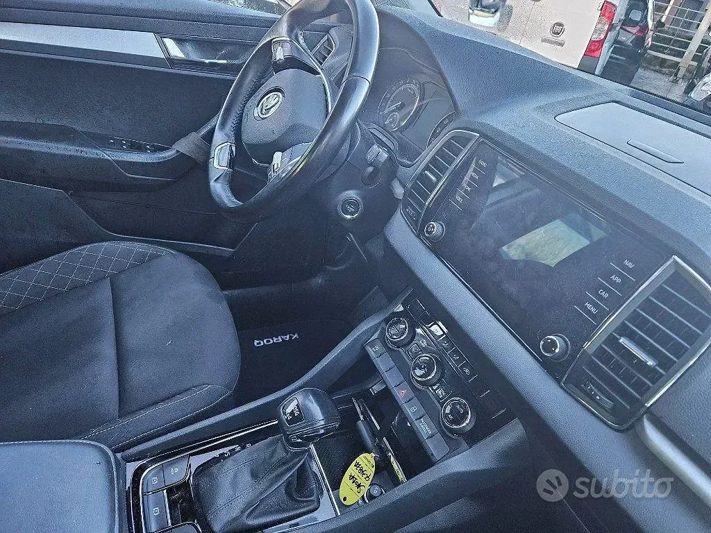 Usata Skoda Karoq Executive 150 CV (110 kW) 2020 Bianco pastello SUV