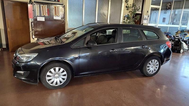 Usata Opel Astra 136 CV (100 kW) 2015 Other Station wagon