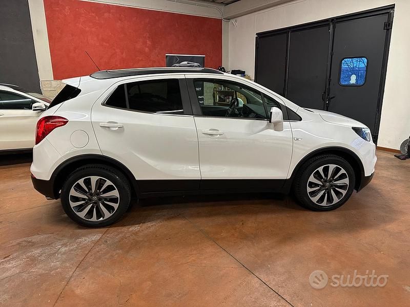 Usata Opel Mokka X Ultimate 110 CV (80 kW) 2017 Bianco SUV
