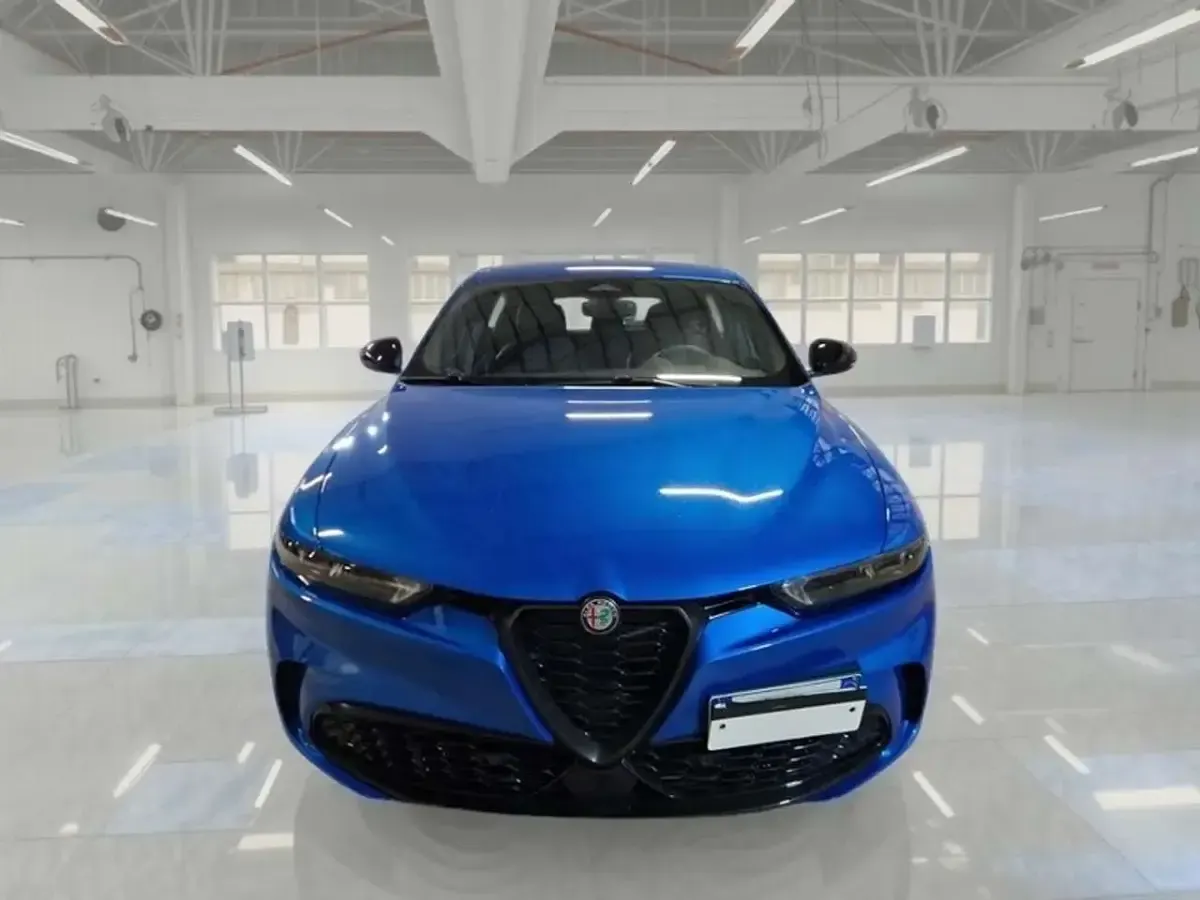 Usata Alfa Romeo Tonale Sprint 131 CV (96 kW) 2024 Blu SUV