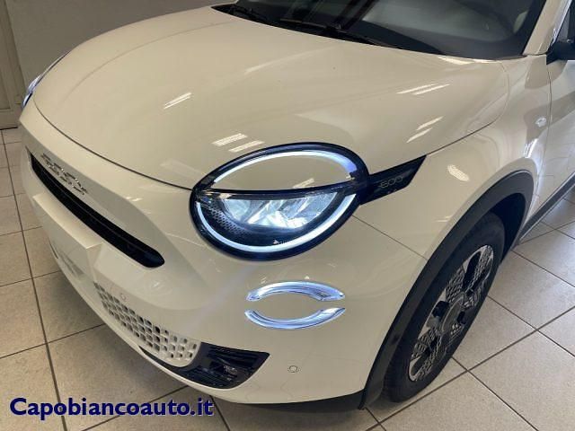 Nuova Fiat 600 La Prima 145 CV (106 kW) 2025 Antracite SUV