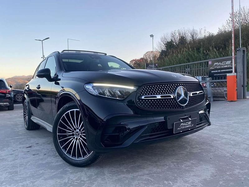 Usata Mercedes GLC300 Premium 269 CV (197 kW) 2024 Grigio SUV