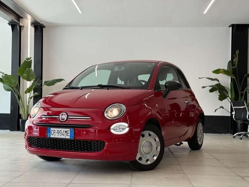 Begagnad Fiat 500 Red 69 HK (50 kW) 2023 Röd Halvkombi