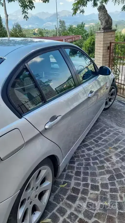 Usata BMW 318 122 CV (89 kW) 2006 Berlina