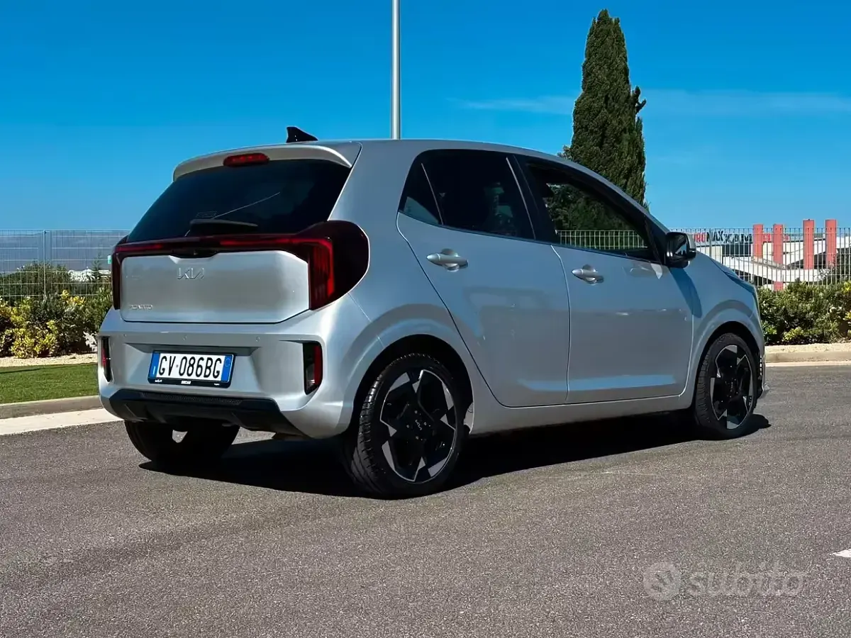 Usata Kia Picanto 63 CV (46 kW) 2024 Utilitaria