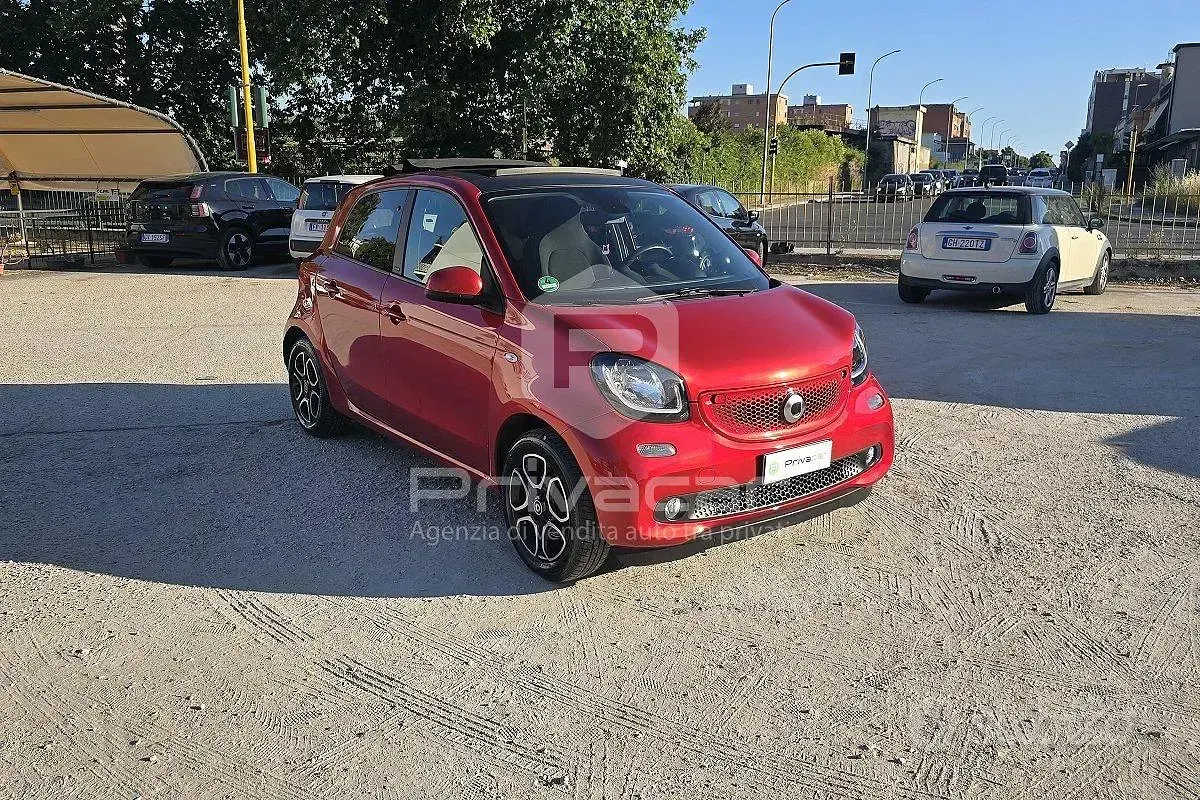 Usata Smart ForFour Passion 71 CV (52 kW) 2019 Rosso Utilitaria