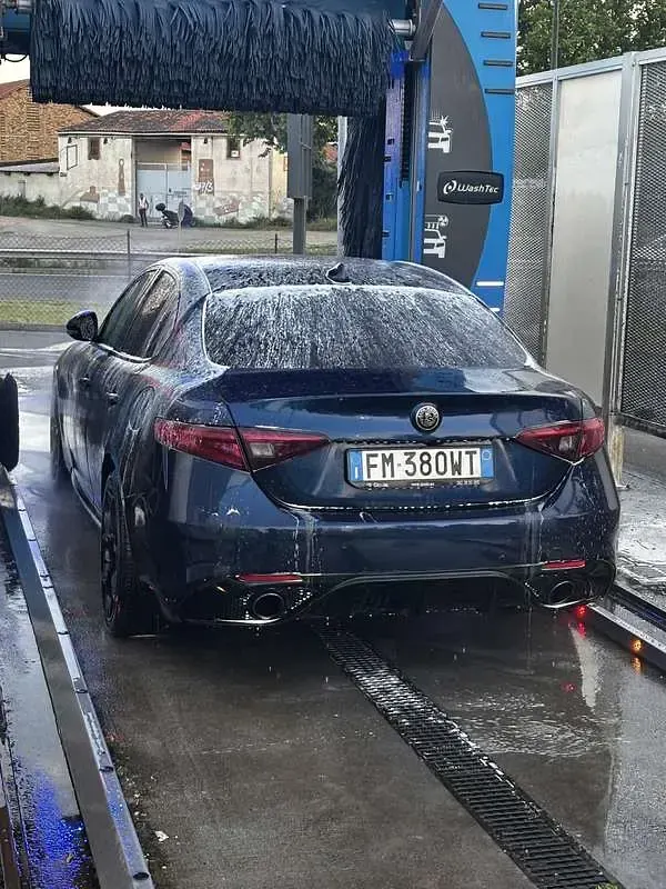Usata Alfa Romeo Giulia Veloce 211 CV (155 kW) 2018 Berlina
