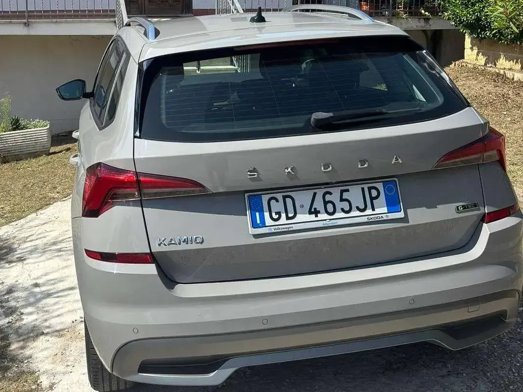 Usata Skoda Kamiq Style 90 CV (66 kW) 2021 Grigio SUV
