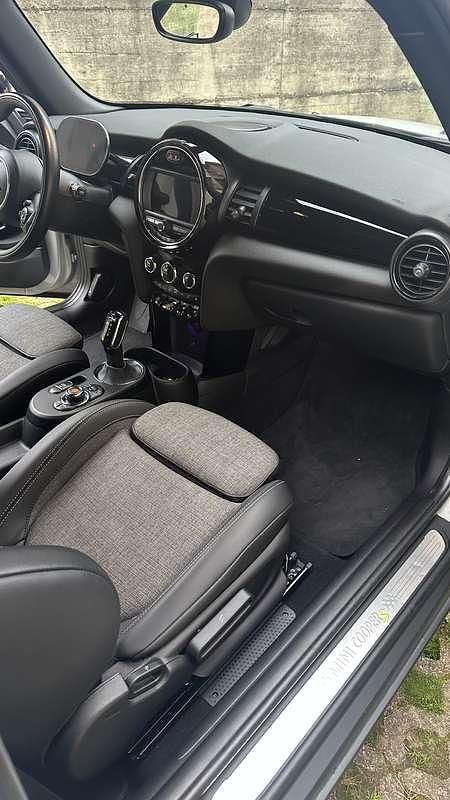 Usata Mini Cooper SE 75 kW (102 CV) 2020 Utilitaria