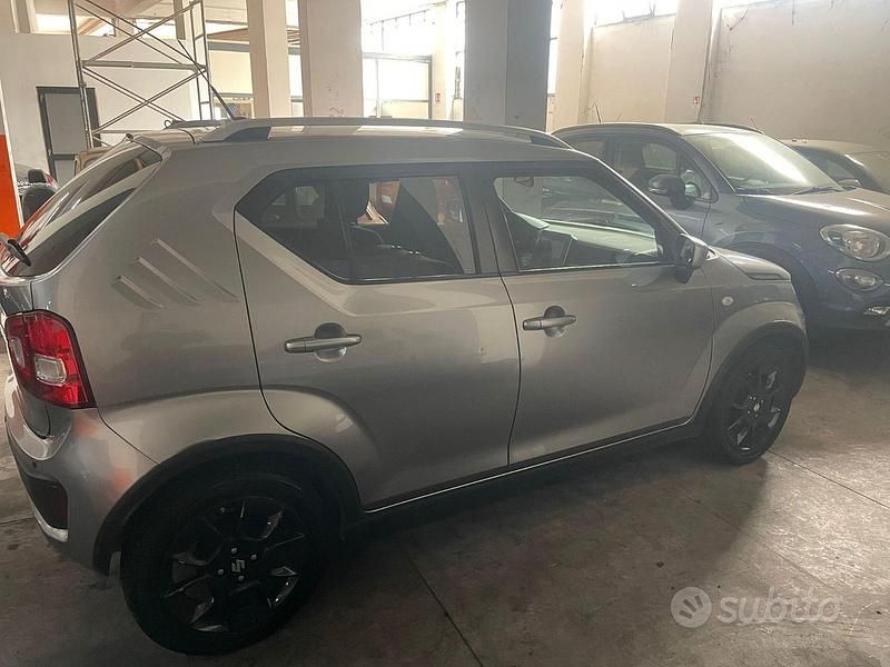 Usata Suzuki Ignis 90 CV (66 kW) 2016 Grigio SUV