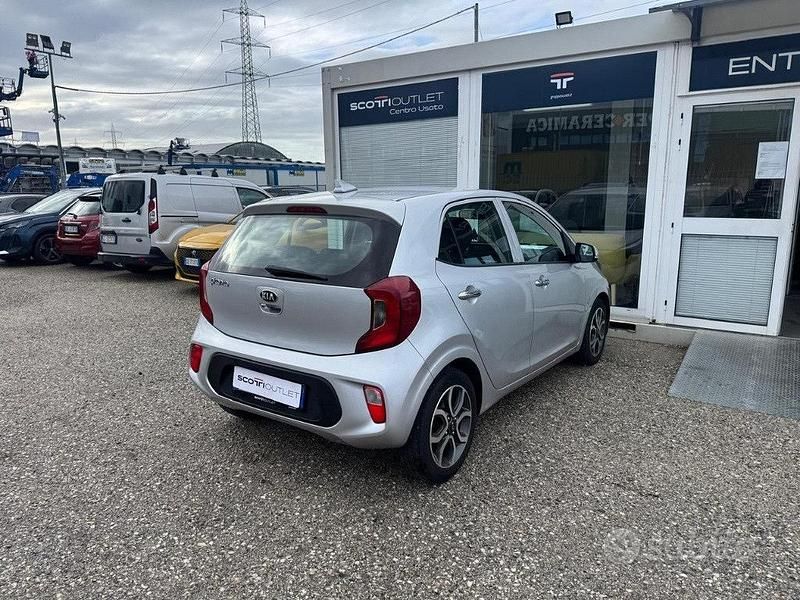 Usata Kia Picanto 65 CV (47 kW) 2018 Grigio Utilitaria