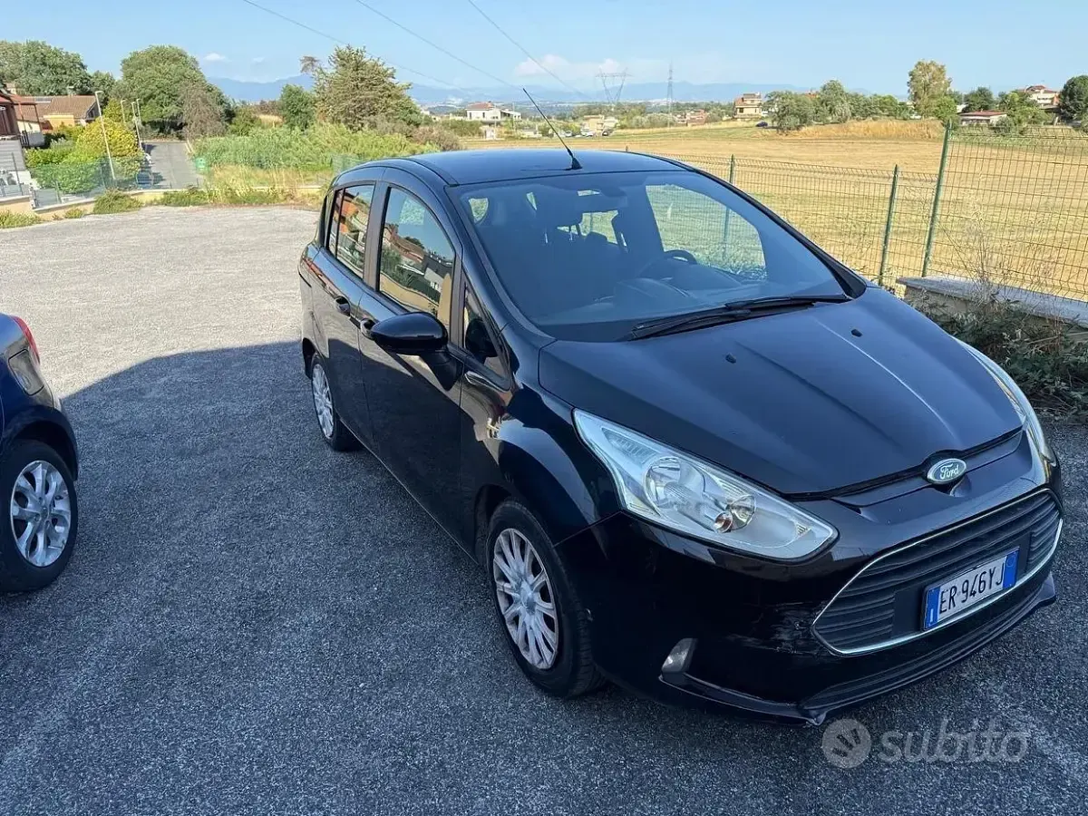 Usata Ford B-MAX Business Edition 90 CV (66 kW) 2014 Nero Monovolume
