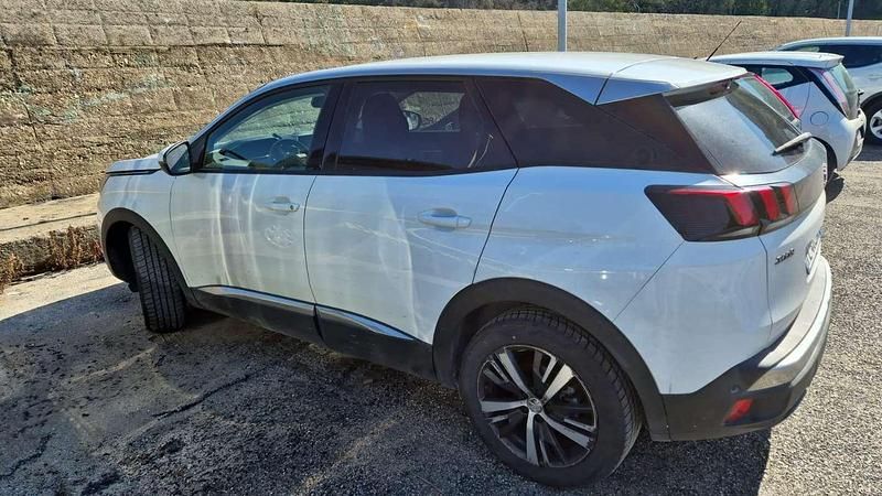 Usata Peugeot 3008 Allure 120 CV (88 kW) 2017 Bianco SUV