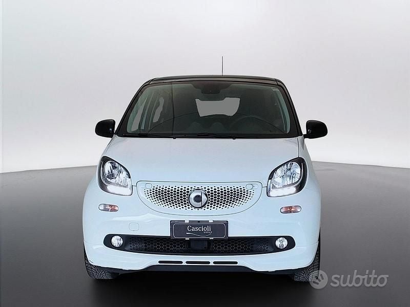 Usata Smart ForFour Superpassion 90 CV (66 kW) 2019 Bianco Utilitaria