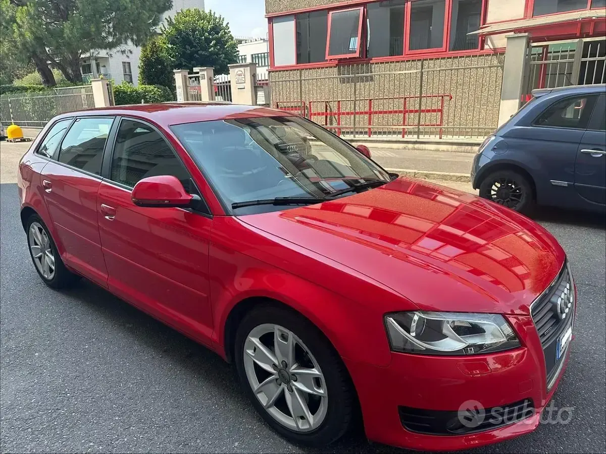 Usata Audi A3 Ambition 170 CV (125 kW) 2010 Rosso Utilitaria