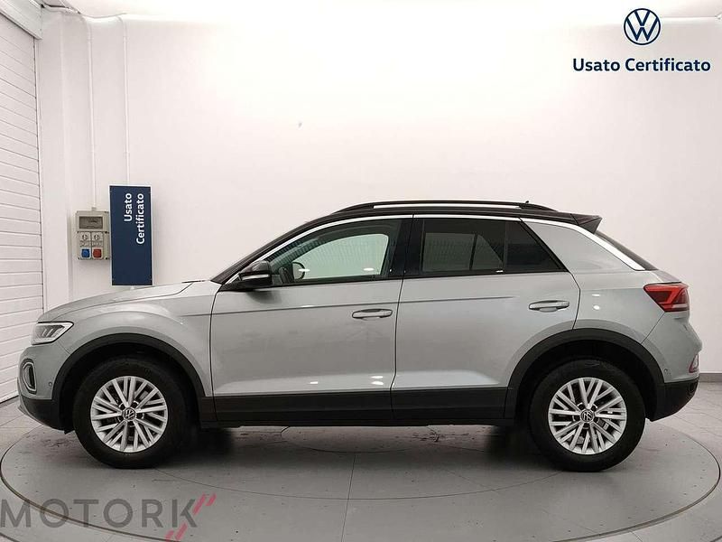 Usata VW T-Roc Life 110 CV (80 kW) 2023 Argento SUV