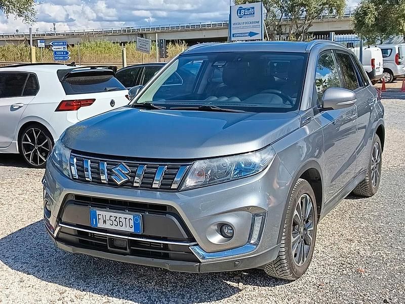 Usata Suzuki Vitara 140 CV (102 kW) 2019 Grigio SUV
